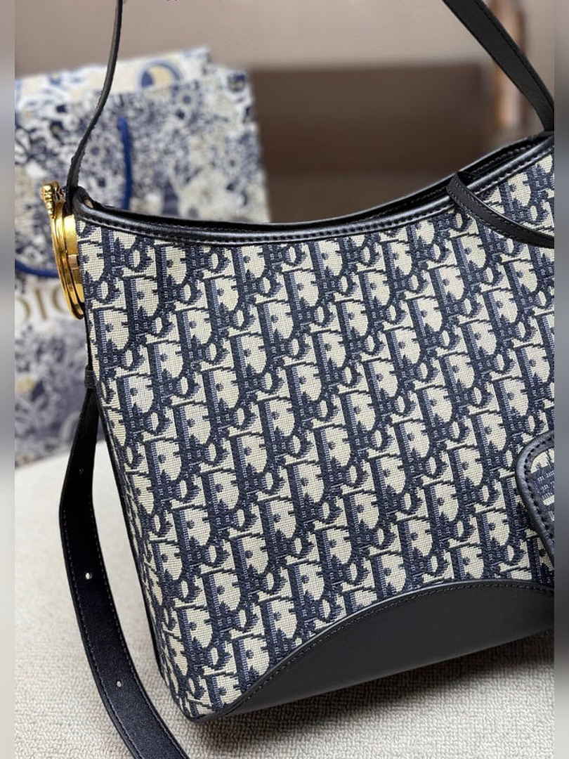 CD Bag 571