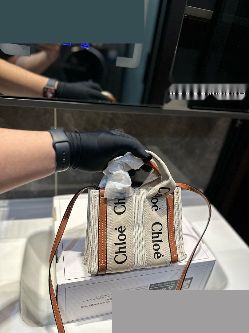 CH Bag 043