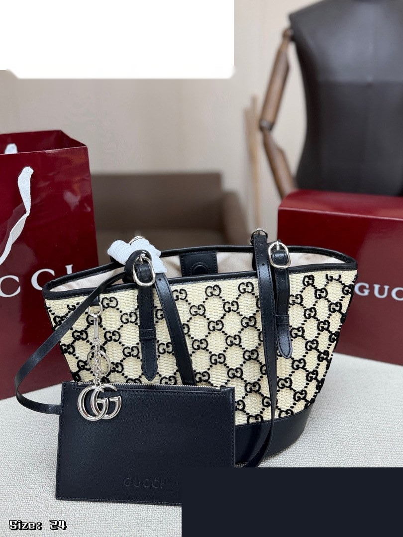 GG Bag 557