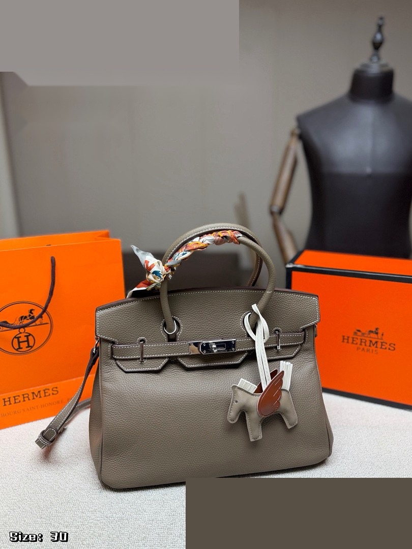 HM Bag 136