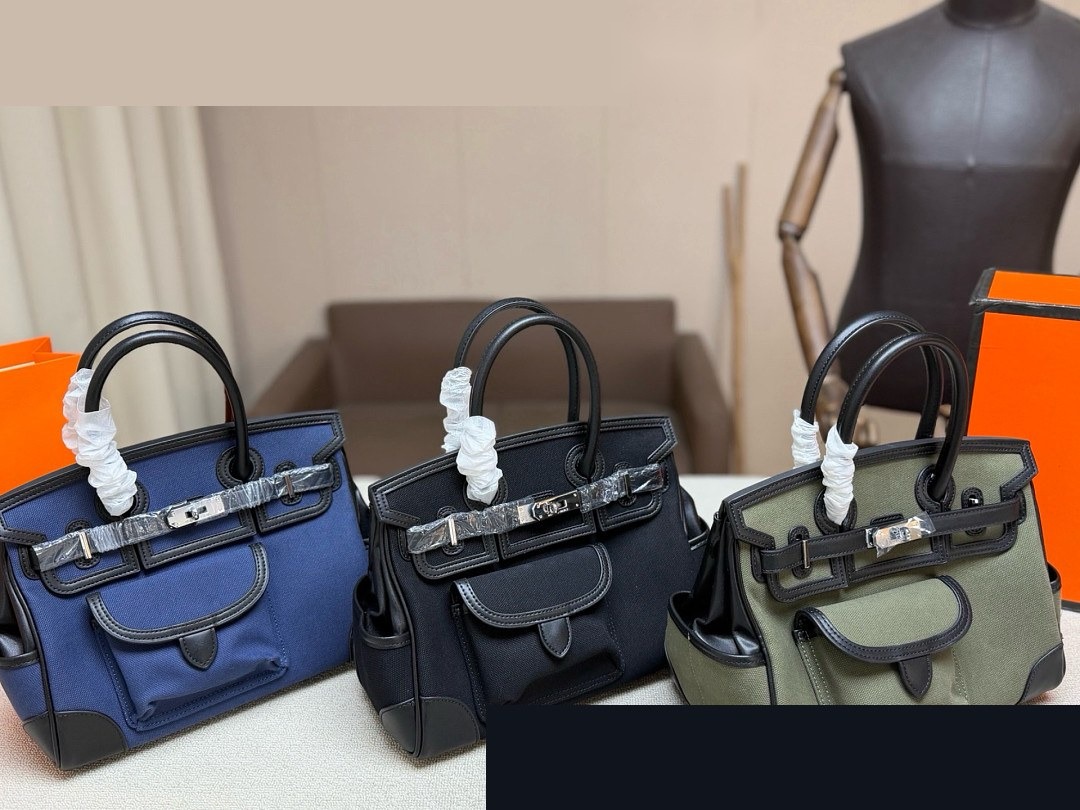 HM Bag 444
