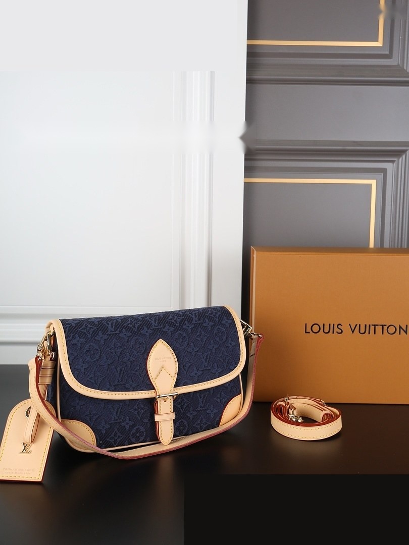 LV Bag 115