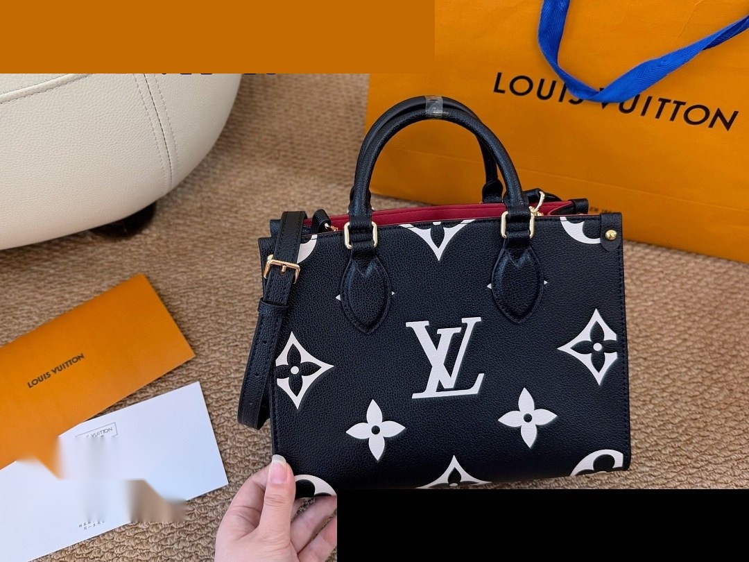LV Bag 144