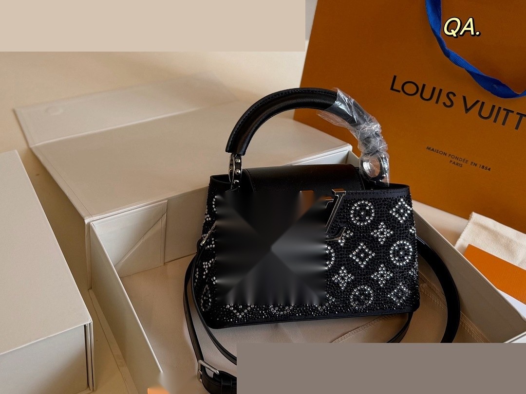 LV Bag 252