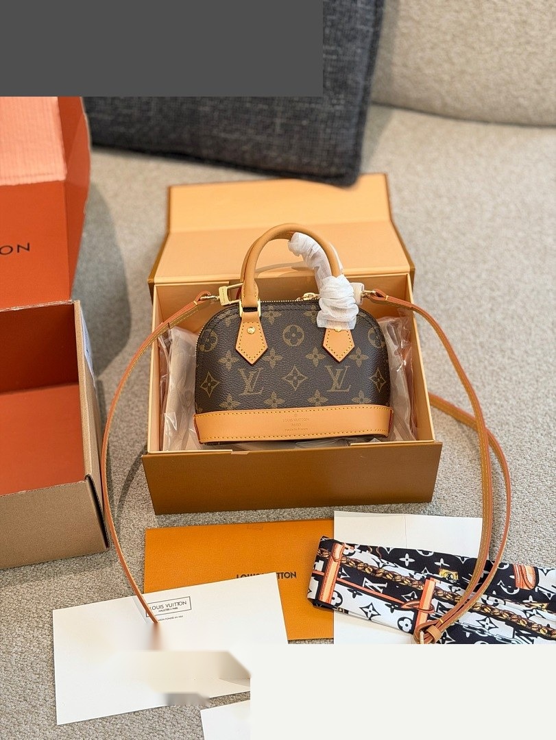 LV Bag 297