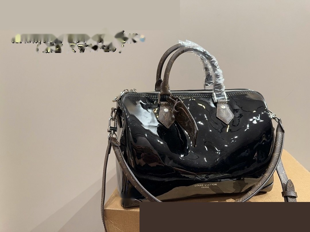 LV Bag 304