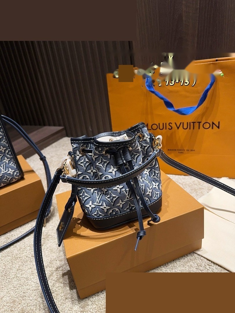 LV Bag 345