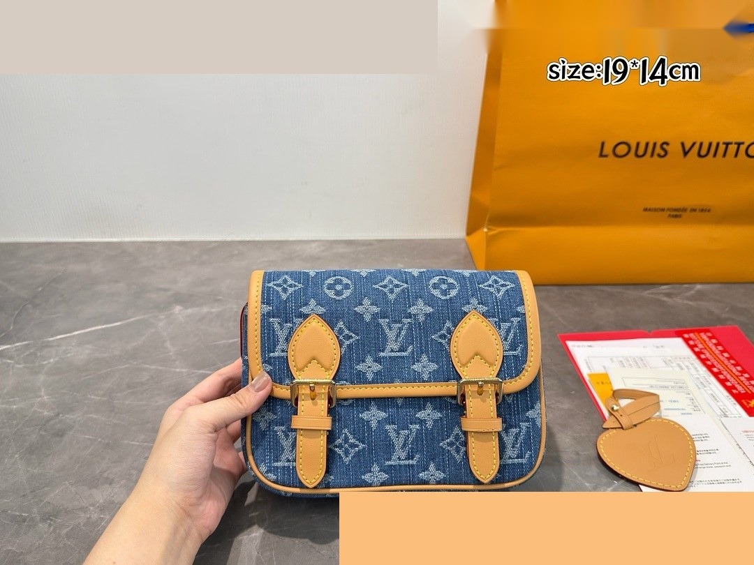 LV Bag 351