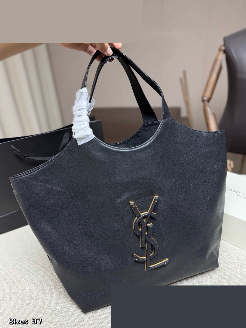 YSL Bag 135